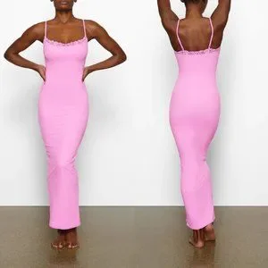 ワンピース skims fits everybody lace long dres FITS EVERYBODY LACE LONG SLIP DRESS | ONYX